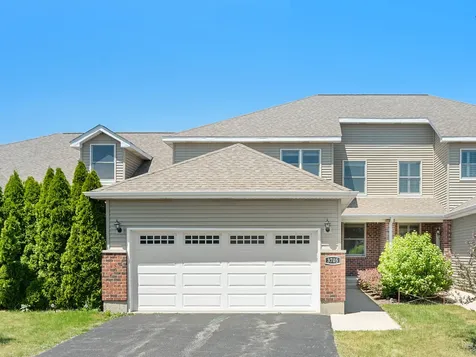 3705 Green Tree Lane Dekalb IL 60115