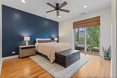 1929 North Sawyer Avenue Chicago IL 60647