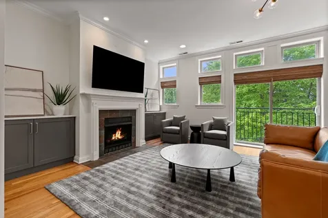 1929 North Sawyer Avenue Chicago IL 60647