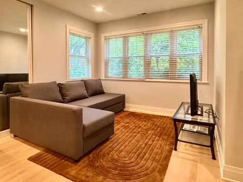 821 South Bell Avenue Chicago IL 60612