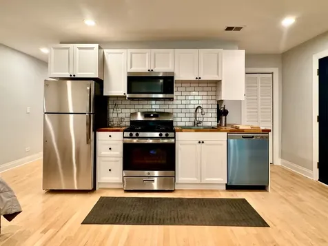 821 South Bell Avenue Chicago IL 60612