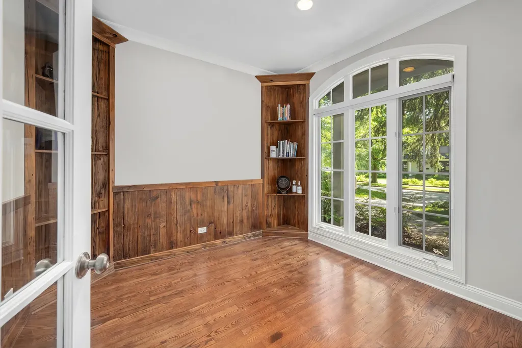 130 South Madison Street Hinsdale IL 60521