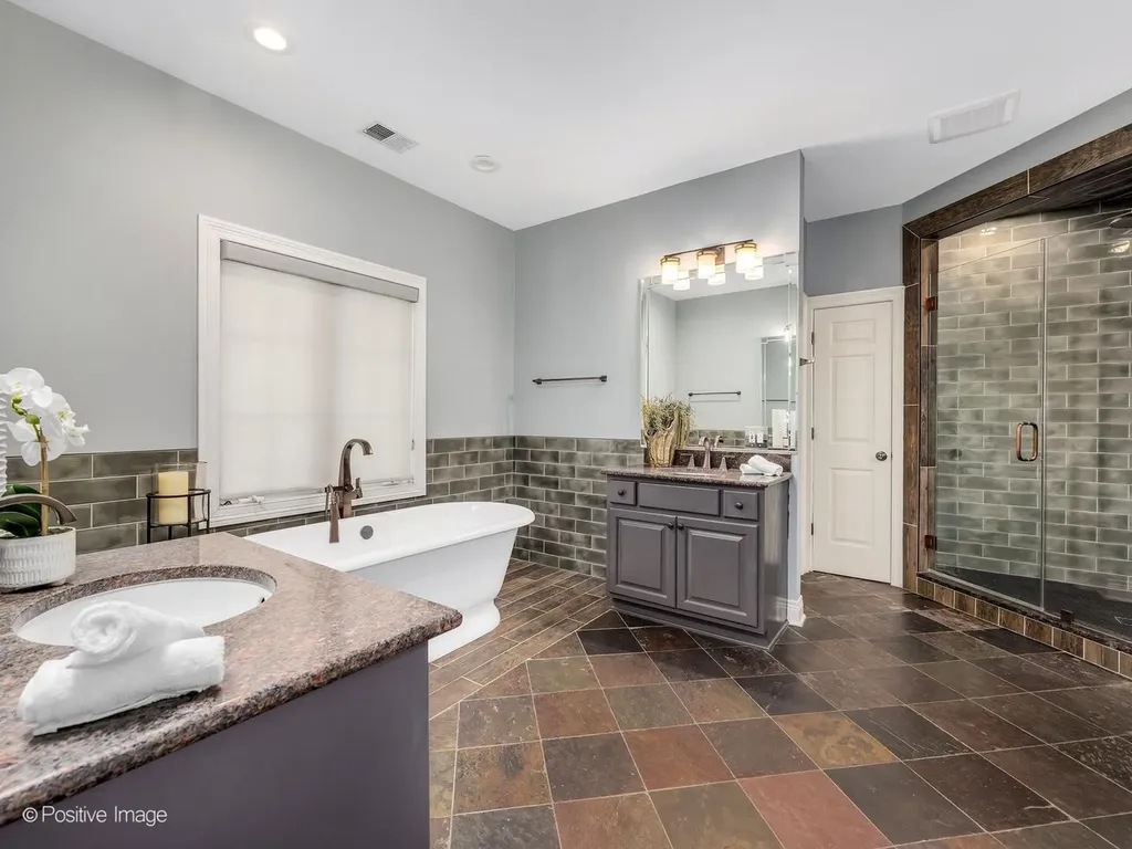 130 South Madison Street Hinsdale IL 60521