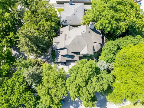 130 South Madison Street Hinsdale IL 60521