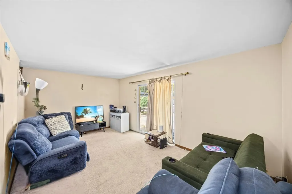 1629 Charles Drive Glendale Heights IL 60139
