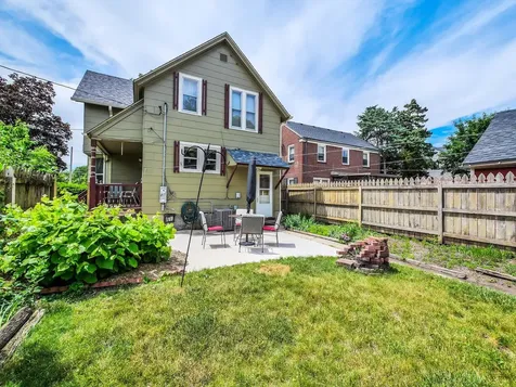 433 Arlington Avenue Elgin IL 60120