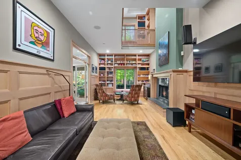 2705 North Bosworth Avenue Chicago IL 60614