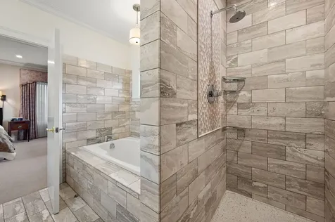 2705 North Bosworth Avenue Chicago IL 60614