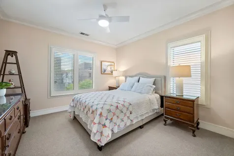 2705 North Bosworth Avenue Chicago IL 60614