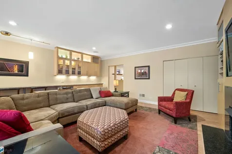 2705 North Bosworth Avenue Chicago IL 60614