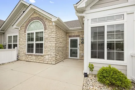 604 Handel Lane Woodstock IL 60098