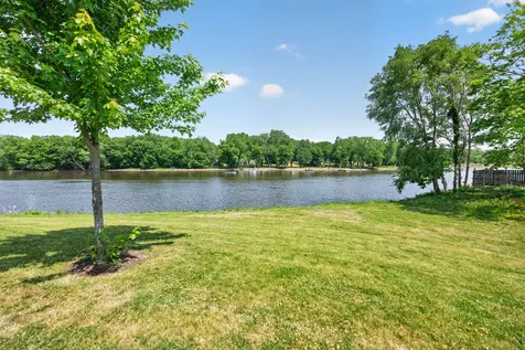 1513 Eadens Place Dixon IL 61021