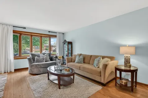 1016 South Haddow Avenue Arlington Heights IL 60005