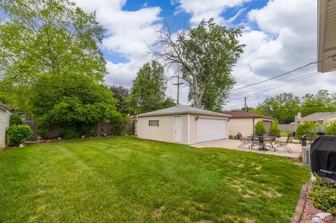 1016 South Haddow Avenue Arlington Heights IL 60005