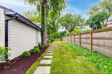 535 North Waukegan Road Lake Forest IL 60045