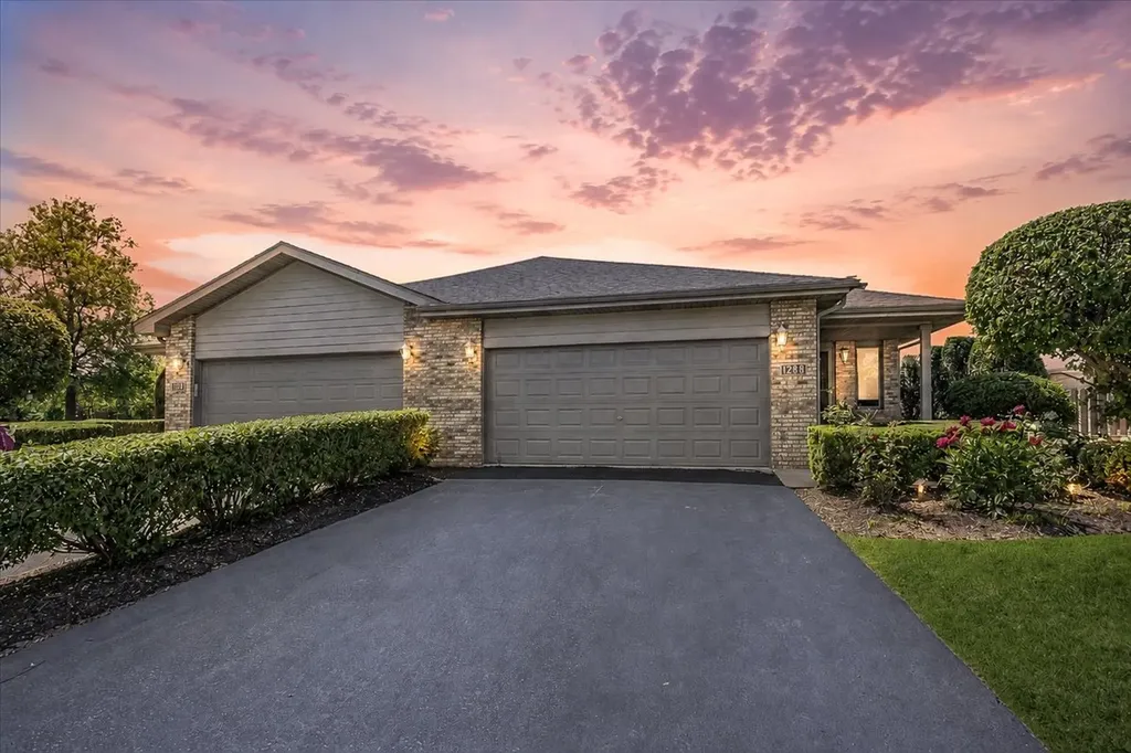 1288 Baileys Crossing Drive Lemont IL 60439