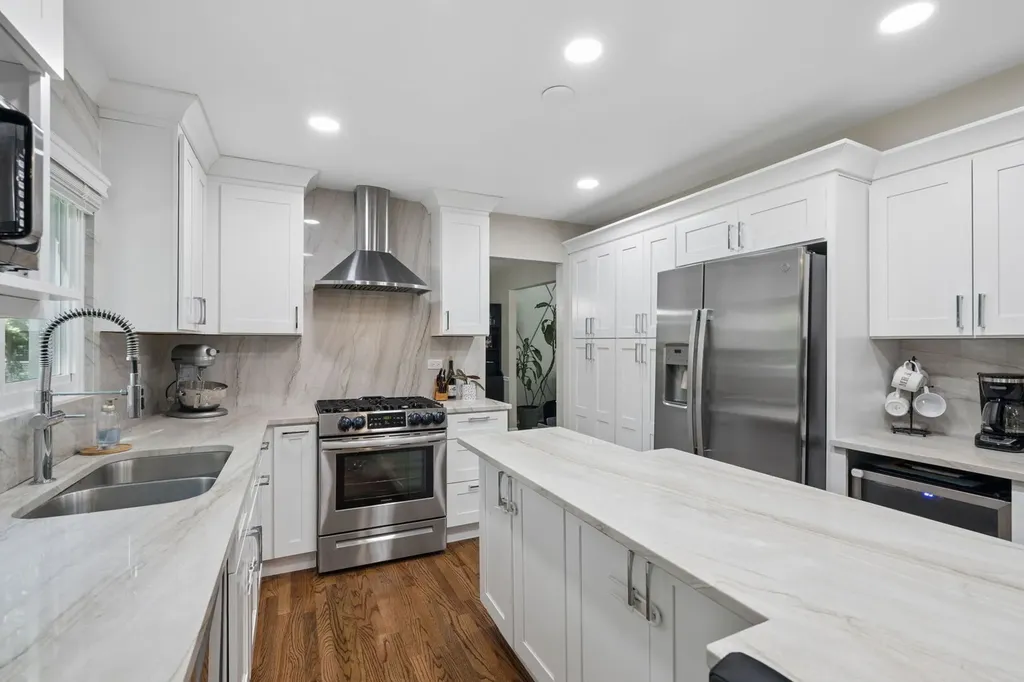 1220 Garden Court Naperville IL 60540