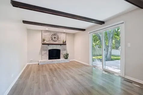 1220 Garden Court Naperville IL 60540