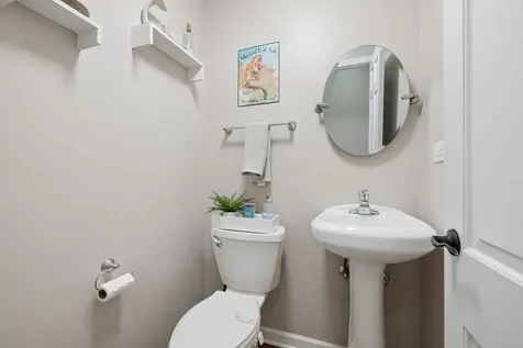 1220 Garden Court Naperville IL 60540