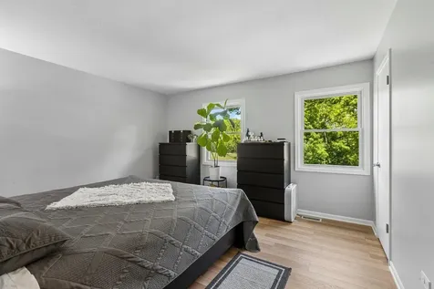 826 Elm Avenue Round Lake Park IL 60073