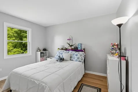 826 Elm Avenue Round Lake Park IL 60073