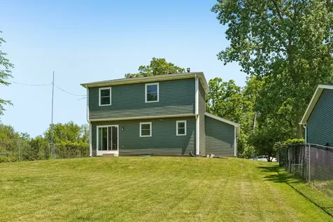 826 Elm Avenue Round Lake Park IL 60073