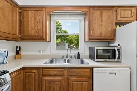 826 Elm Avenue Round Lake Park IL 60073