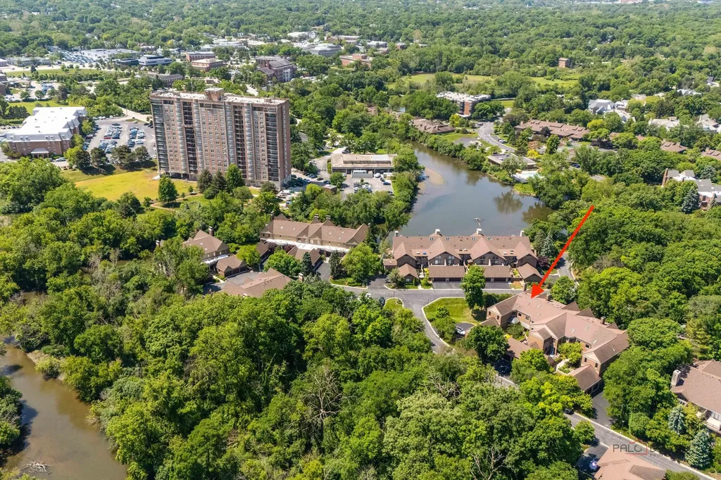 1302 Hawthorne Lane Hinsdale IL 60521