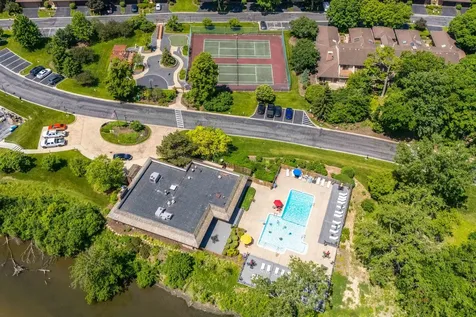 1302 Hawthorne Lane Hinsdale IL 60521