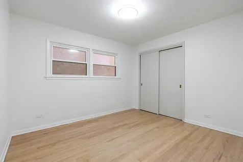 5439 North Artesian Avenue Chicago IL 60625