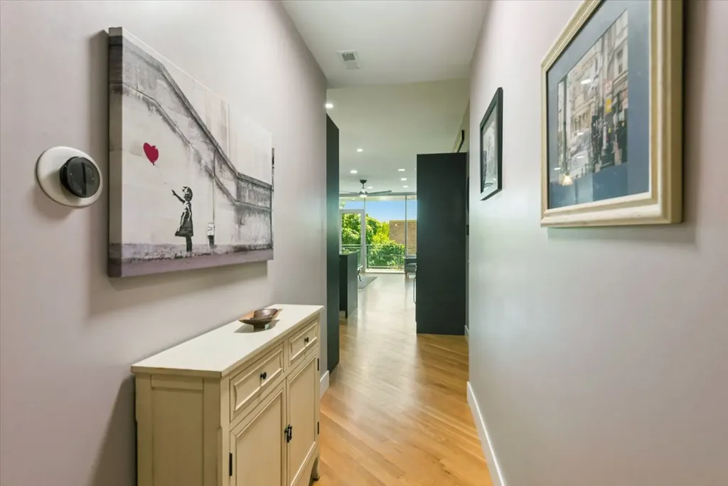 2242 West Chicago Avenue Chicago IL 60622