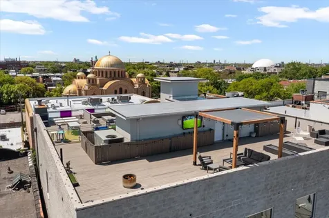 2242 West Chicago Avenue Chicago IL 60622