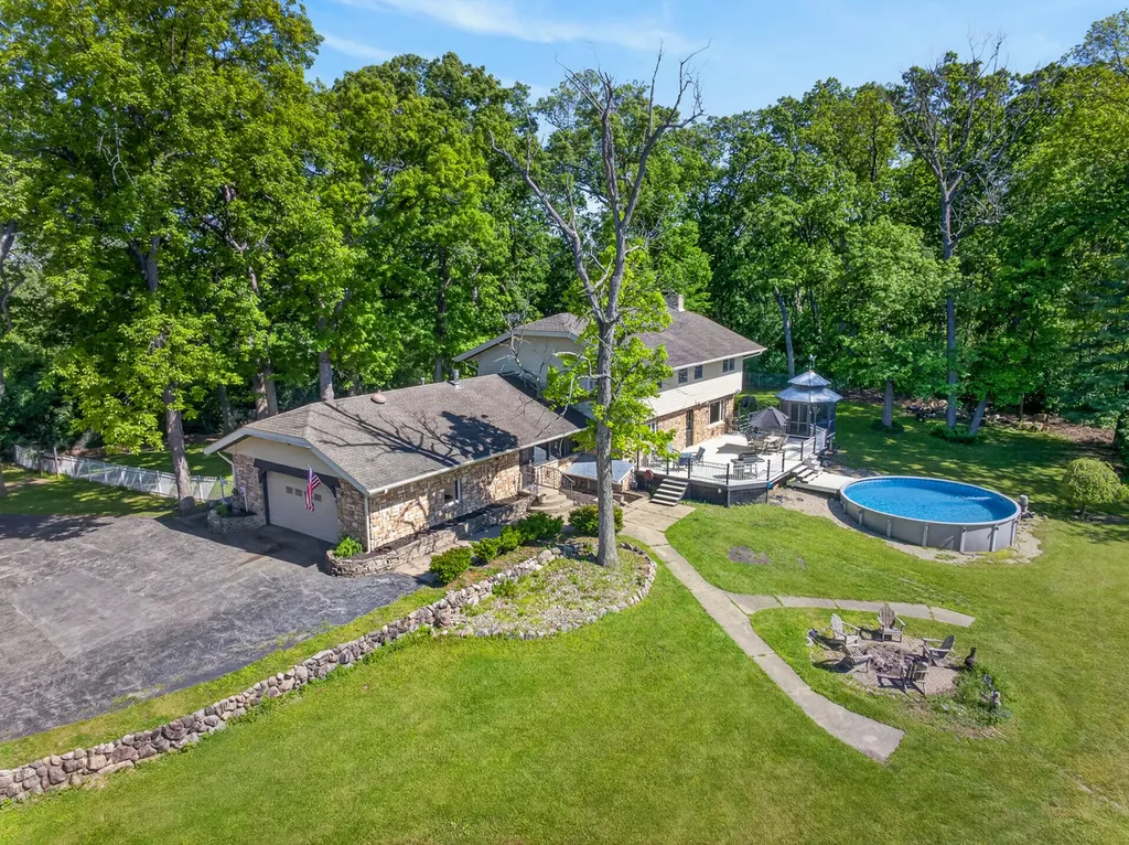 39700 North Dilleys Road Wadsworth IL 60083