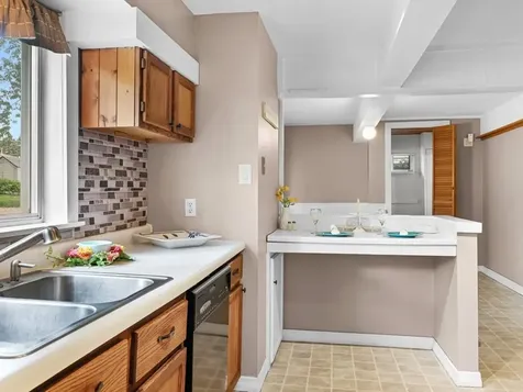 210 South Ben Street Plano IL 60545