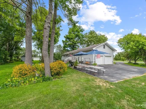 210 South Ben Street Plano IL 60545
