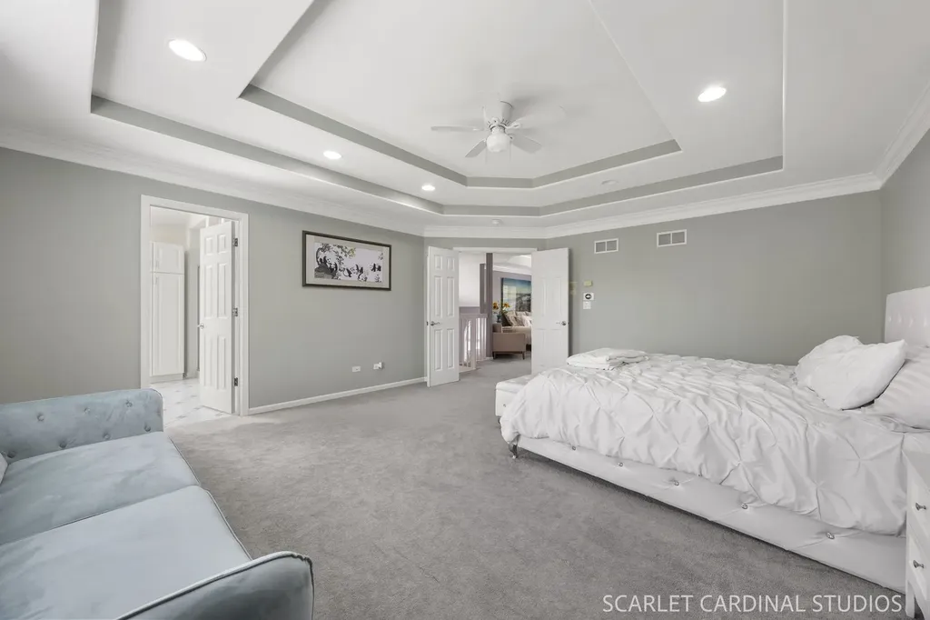 2239 Hillsboro Lane Naperville IL 60564