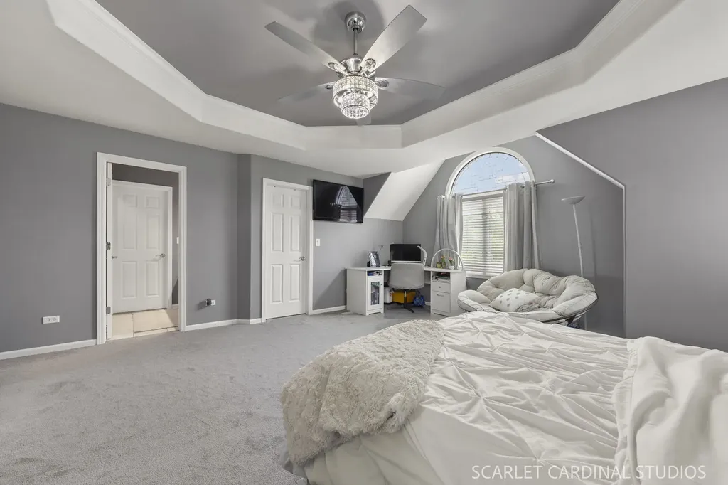 2239 Hillsboro Lane Naperville IL 60564