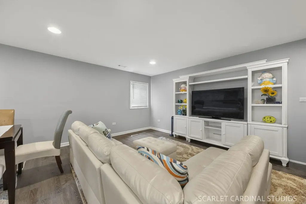 2239 Hillsboro Lane Naperville IL 60564