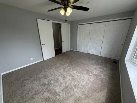 1927 Governors Lane Hoffman Estates IL 60169