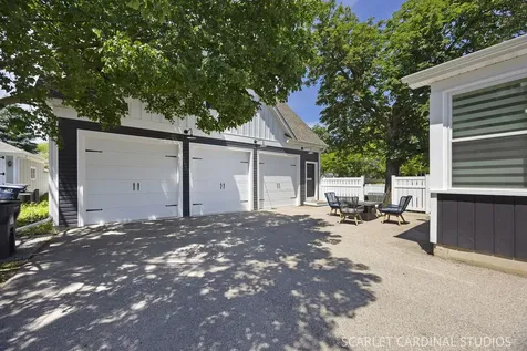 27 North Lincoln Street Batavia IL 60510