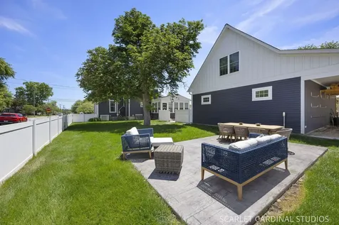 27 North Lincoln Street Batavia IL 60510