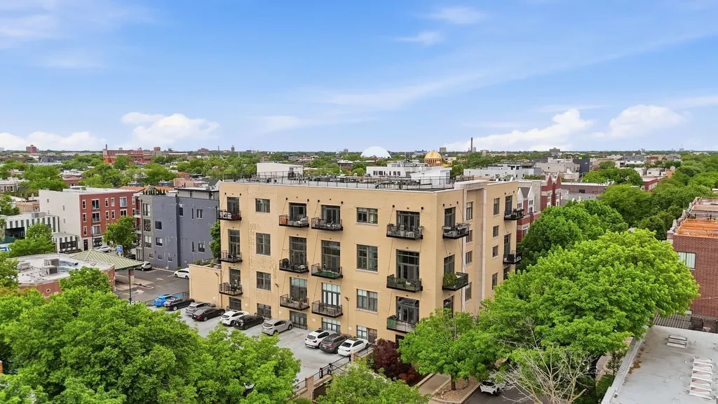 2101 West Rice Street Chicago IL 60622