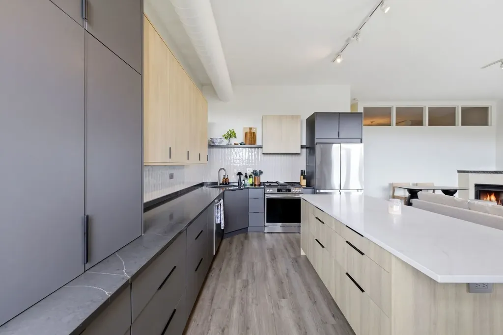 2101 West Rice Street Chicago IL 60622