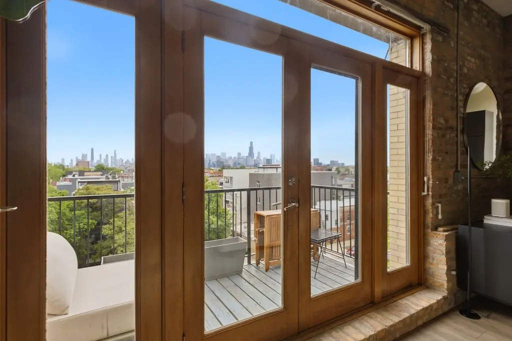 2101 West Rice Street Chicago IL 60622