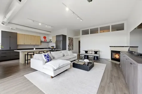 2101 West Rice Street Chicago IL 60622
