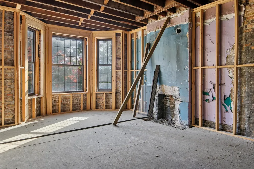 816 South California Avenue Chicago IL 60612