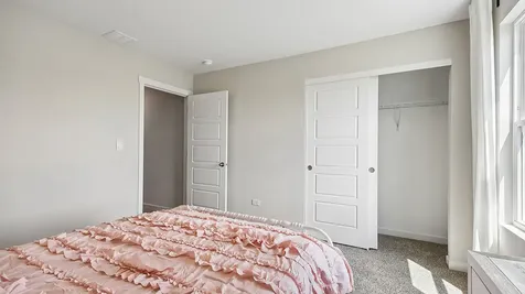 1111 Vista Court Hampshire IL 60140