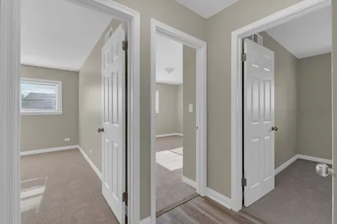 9272 North Home Terrace Des Plaines IL 60016