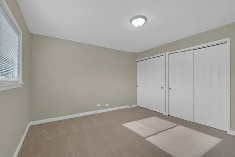 9272 North Home Terrace Des Plaines IL 60016