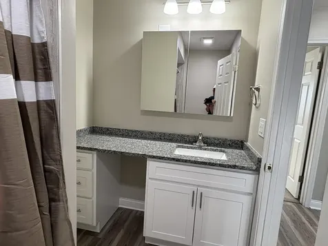 9272 North Home Terrace Des Plaines IL 60016